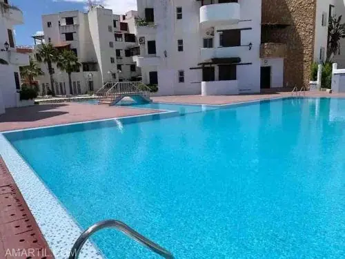 شقة للايجار في كورنيش مارتيل، غرفة نوم واحدة،...